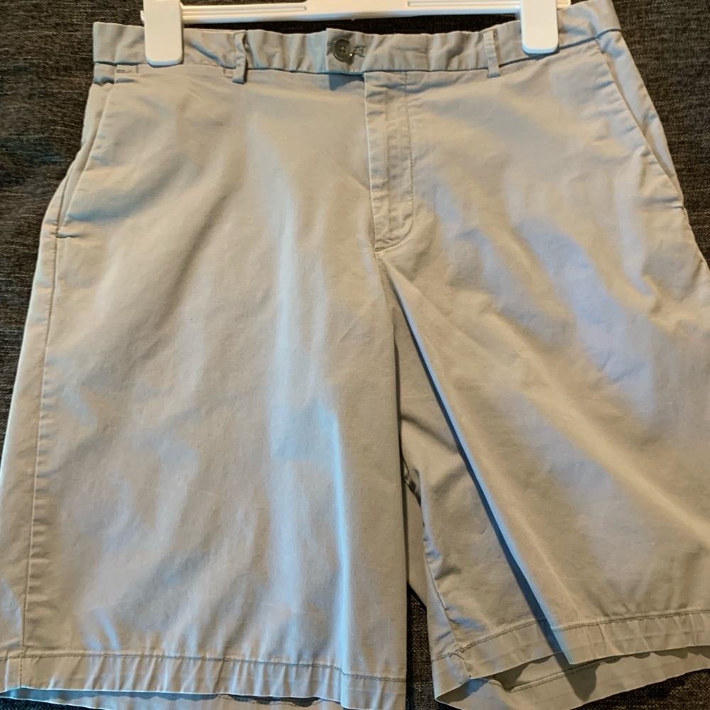Calvin Klein Men's Gray Flat Front Shorts